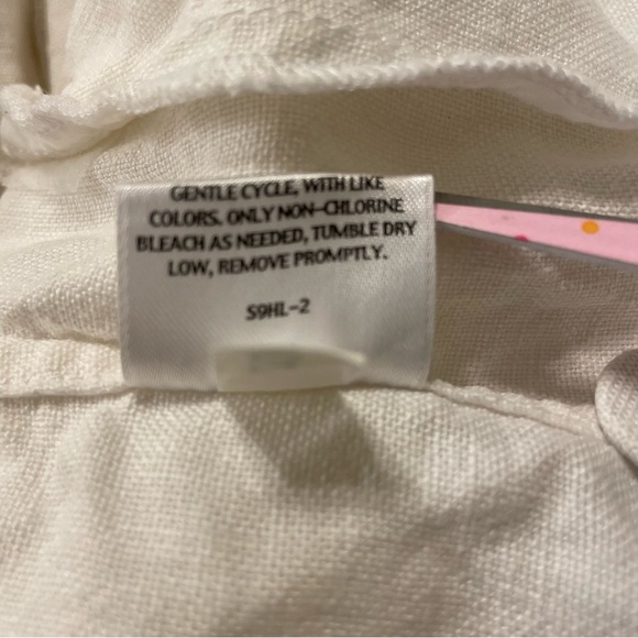 EILEEN FISHER Shaped Short Linen Jacket in White - Picture 5 of 6